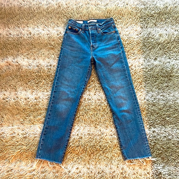 Levi’s wedgie straight jeans - Picture 1 of 4